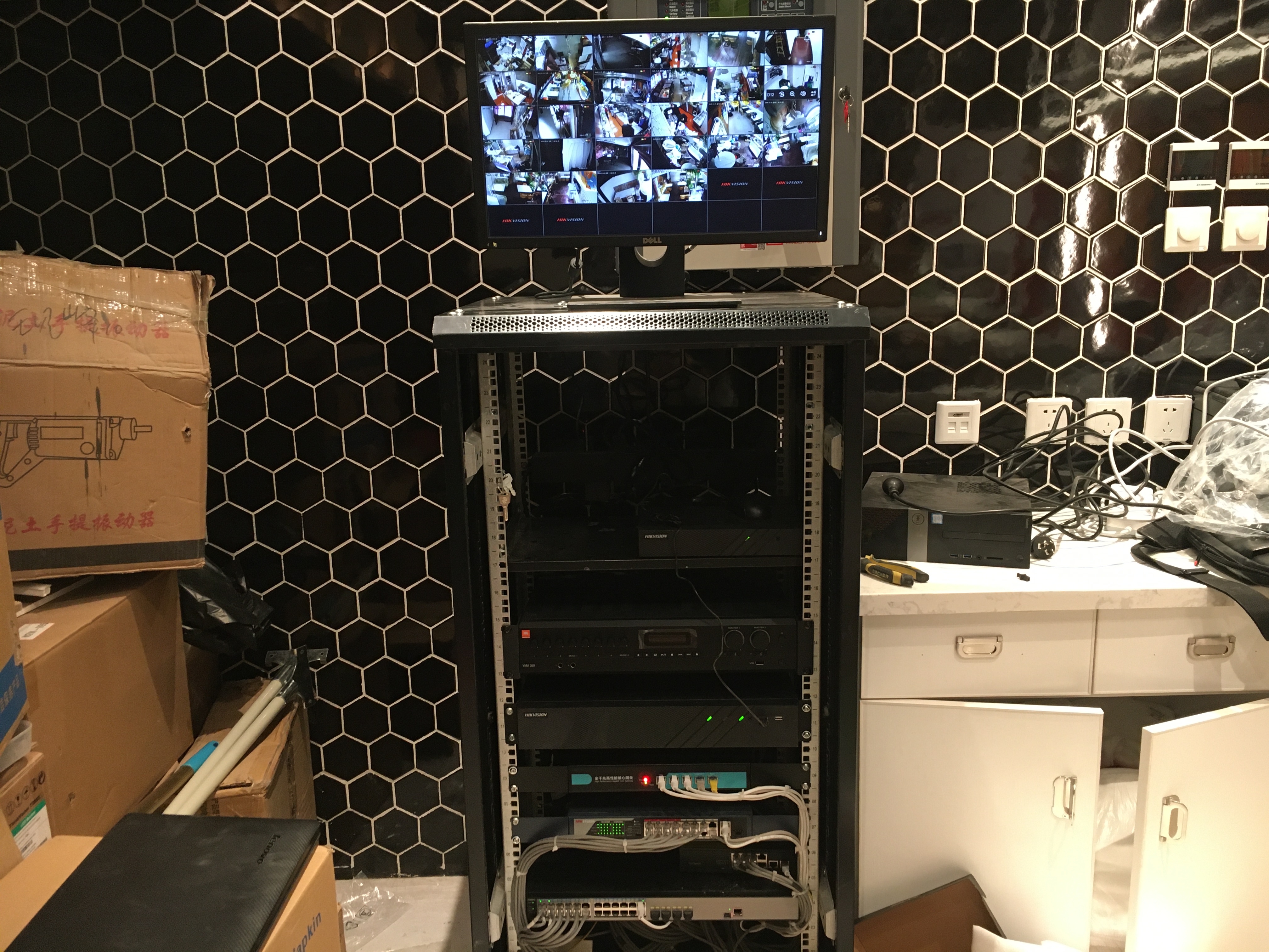 成功簽約北京76度6水煮魚(yú)安防監(jiān)控安裝工程